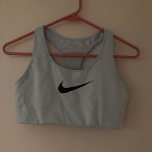Nike sports bra, worn 1, washed cold & air dryed
